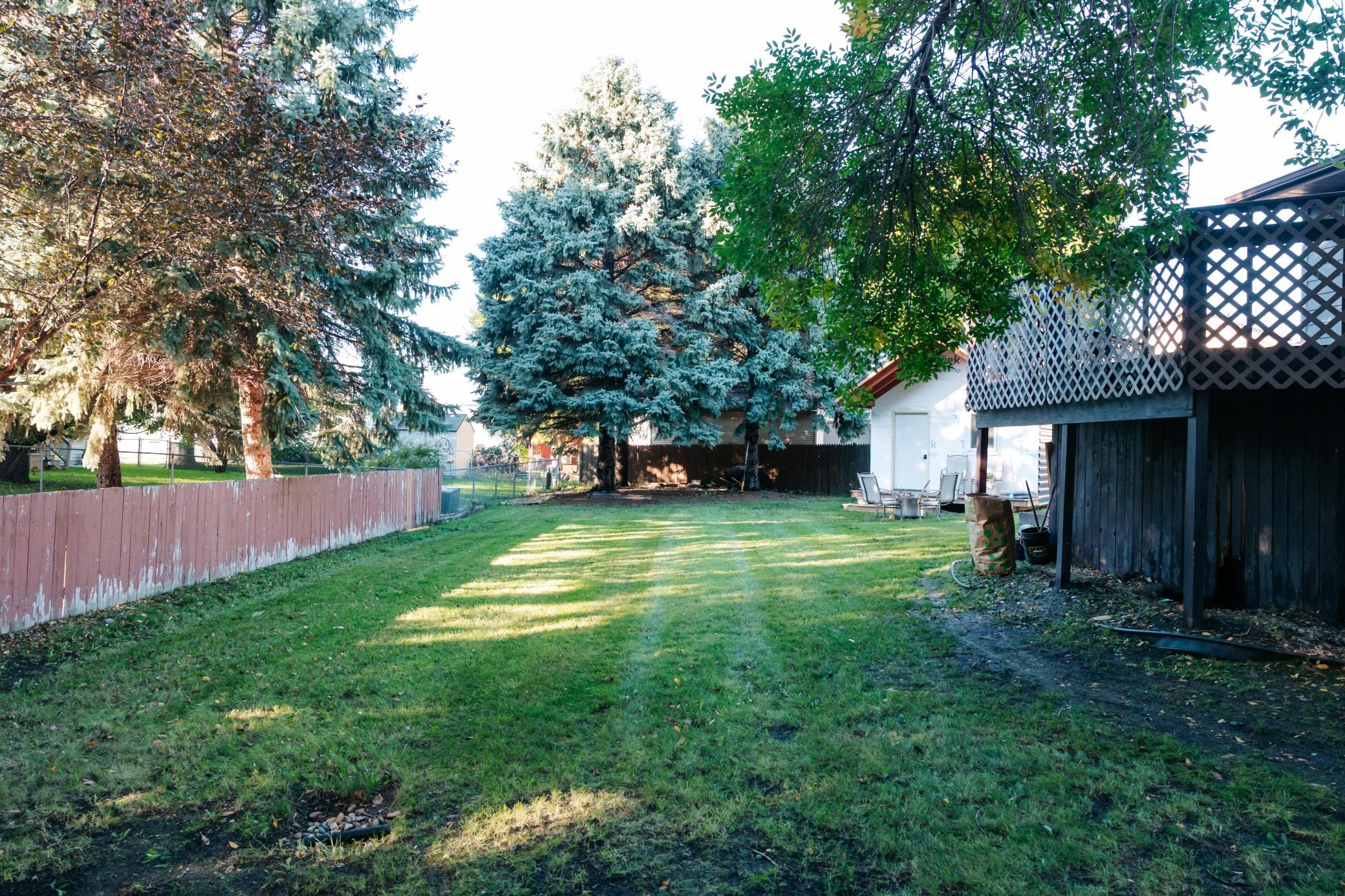 1988 single family home for sale at 3503 13th Street S in Moorhead, MN — 4 bed, 2 bath (photo 53 of 56)