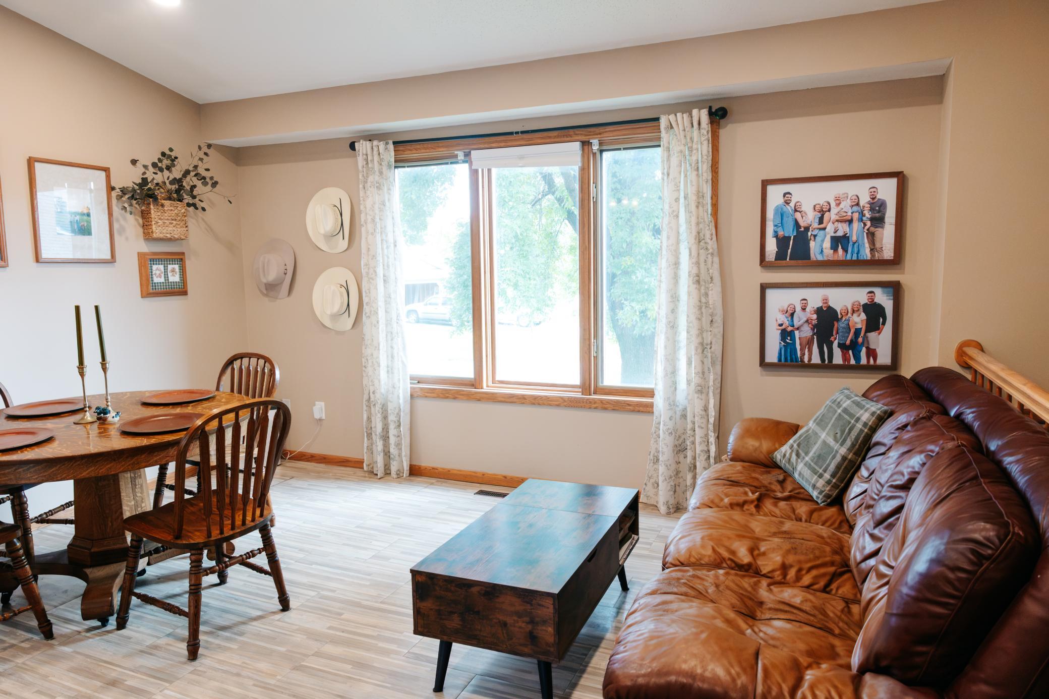 1988 single family home for sale at 3503 13th Street S in Moorhead, MN — 4 bed, 2 bath (photo 7 of 56)