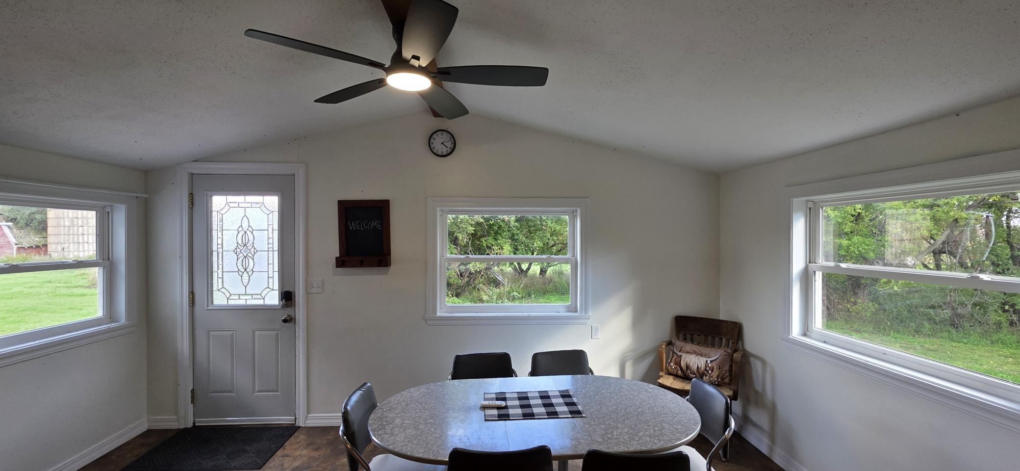 1920 single family home for sale at 6192 127th Avenue SE in Lisbon, ND — 4 bed, 1 bath (photo 10 of 32)