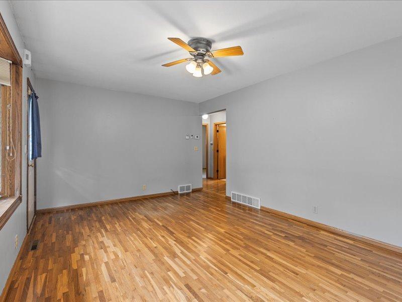 1950 single family home for sale at 13380 Memorywood Drive in Baxter, MN — 2 bed, 1 bath (photo 12 of 37)