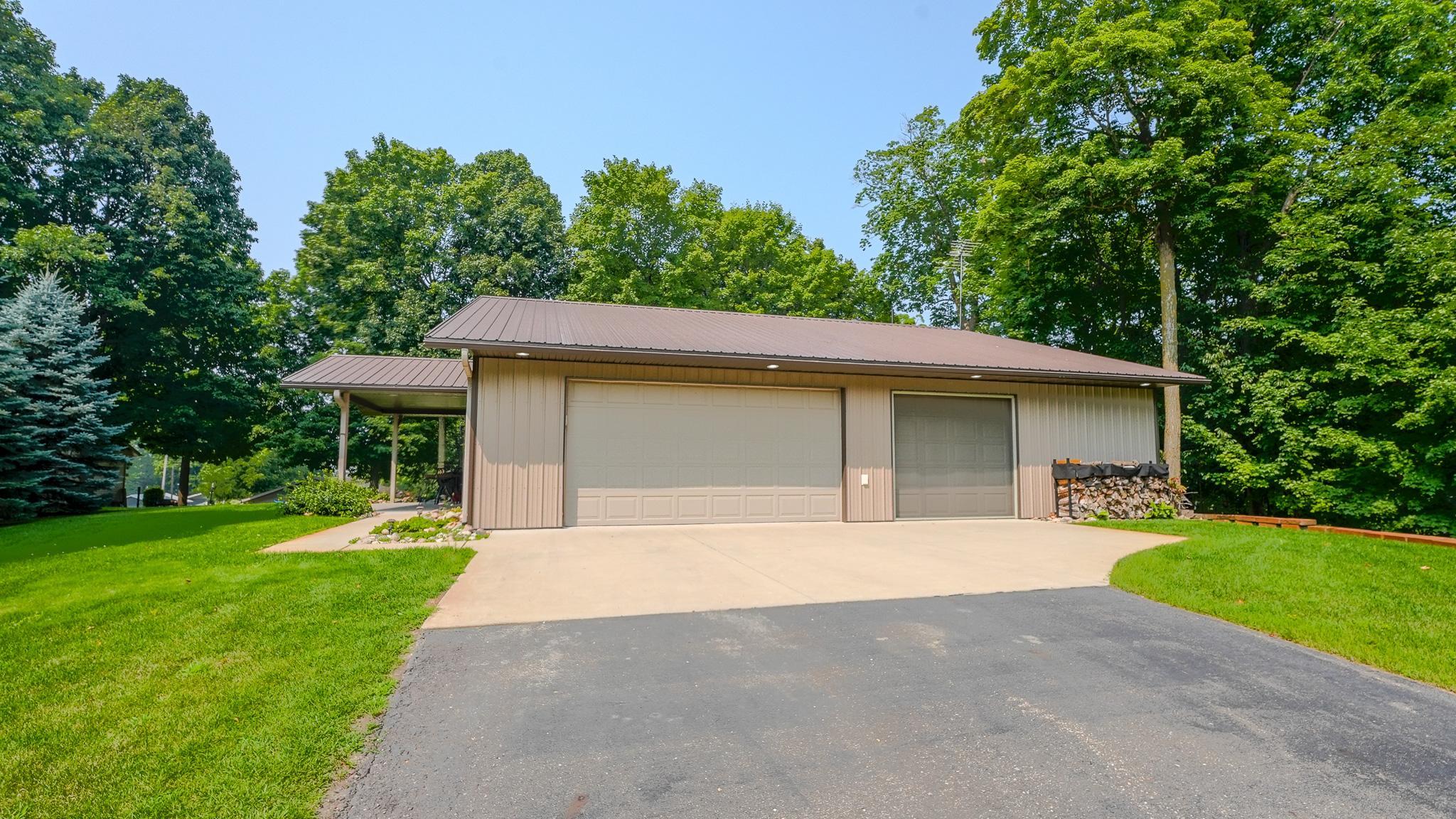 2010 single family home for sale at 44865 267th Avenue in Pelican Rapids, MN — 2 bed, 2 bath (photo 22 of 35)