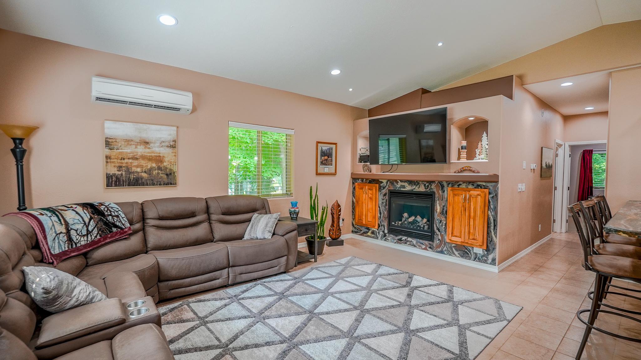 2010 single family home for sale at 44865 267th Avenue in Pelican Rapids, MN — 2 bed, 2 bath (photo 9 of 35)