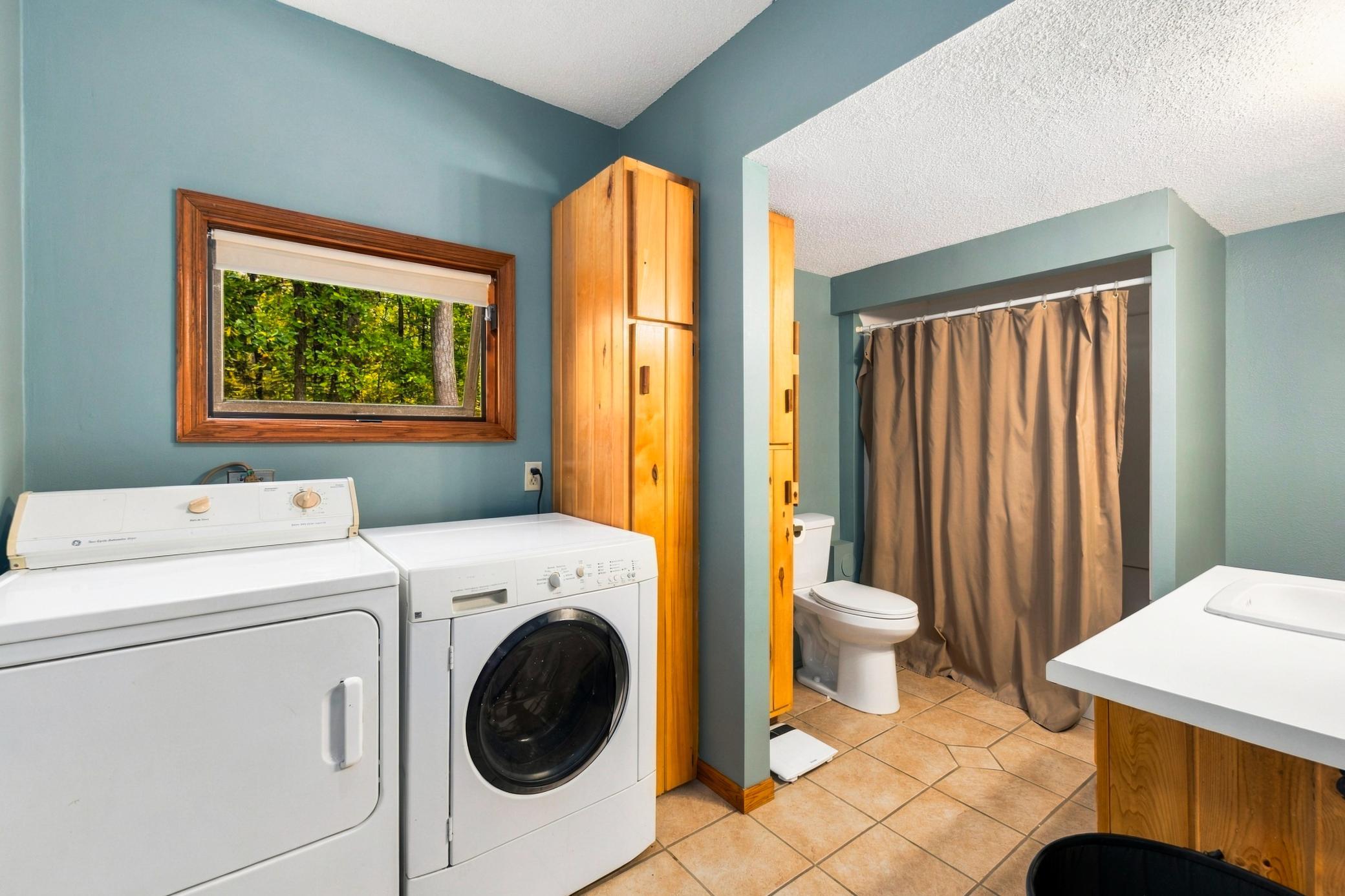 1989 single family home for sale at 18688 Evening Drive in Park Rapids, MN — 3 bed, 1 bath (photo 13 of 20)