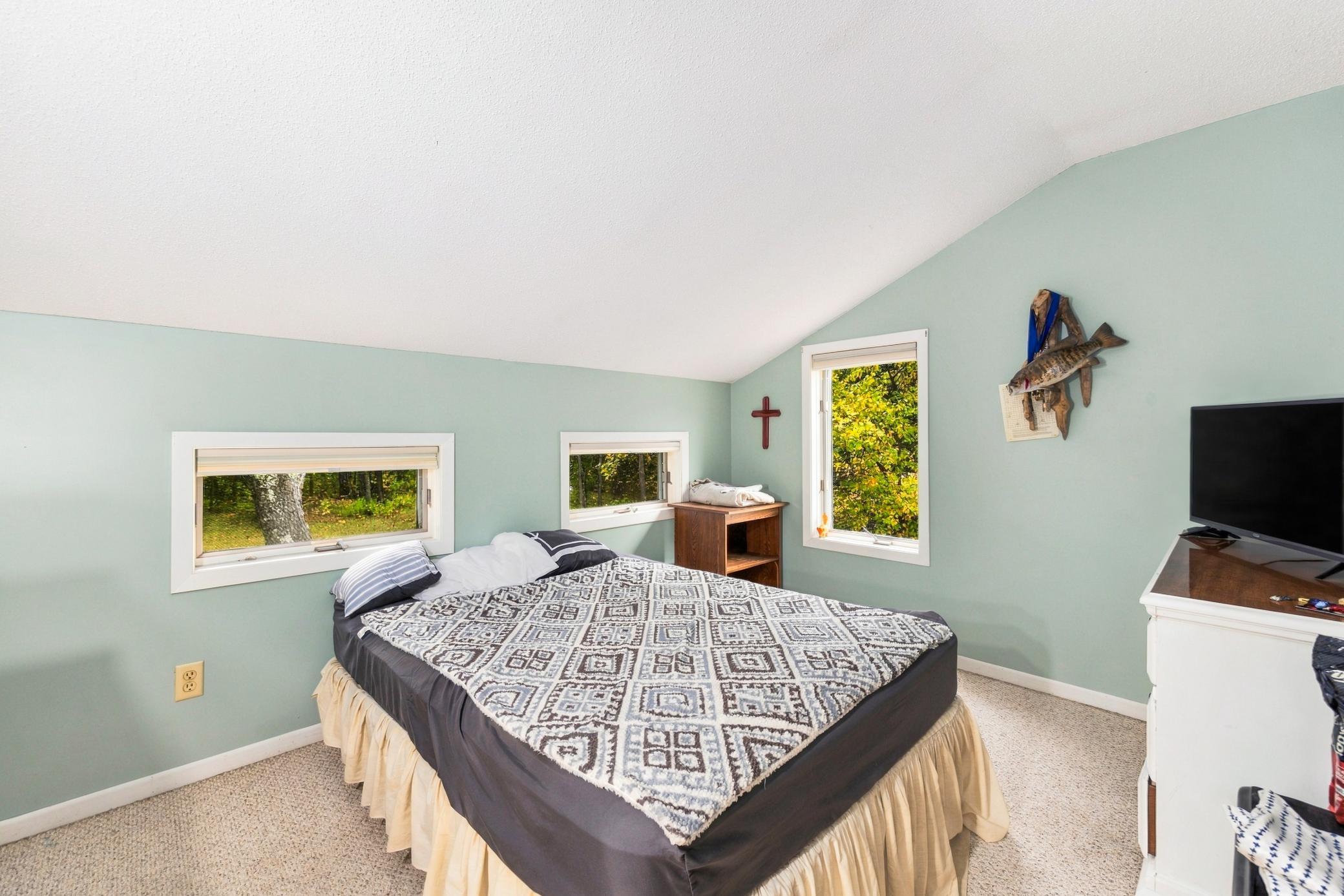 1989 single family home for sale at 18688 Evening Drive in Park Rapids, MN — 3 bed, 1 bath (photo 17 of 20)