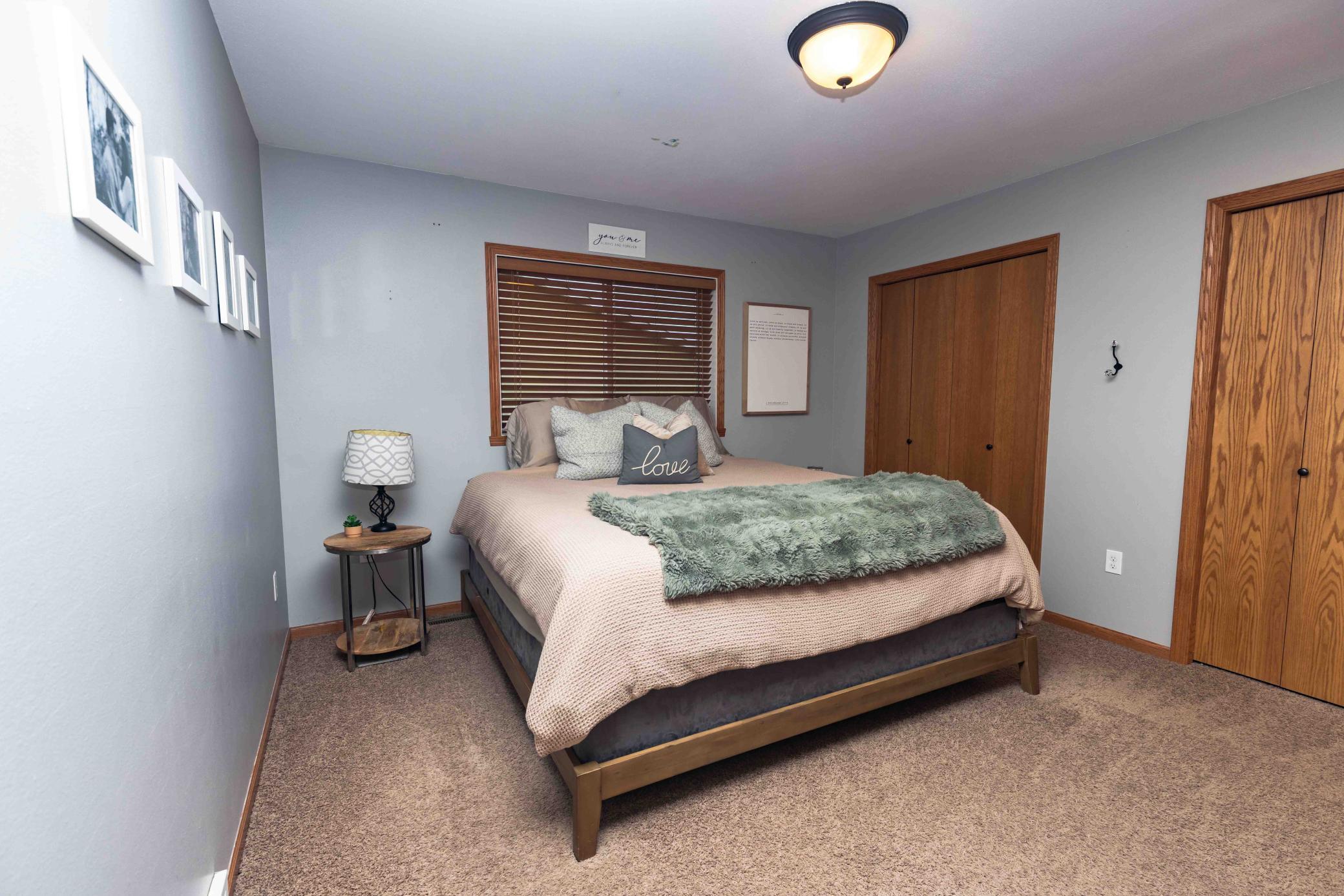 2010 single family home for sale at 4410 16 Street S in Moorhead, MN — 4 bed, 2 bath (photo 17 of 34)