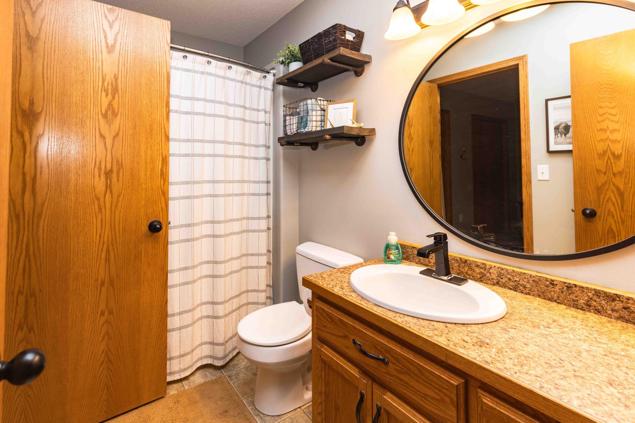 2010 single family home for sale at 4410 16 Street S in Moorhead, MN — 4 bed, 2 bath (photo 19 of 34)