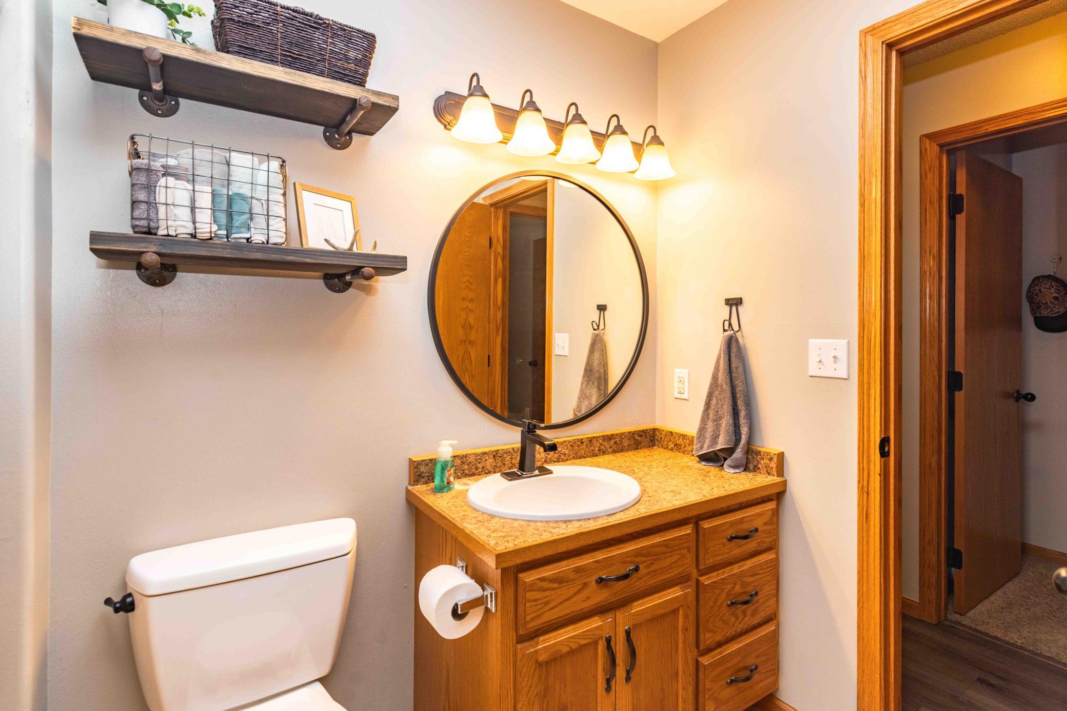 2010 single family home for sale at 4410 16 Street S in Moorhead, MN — 4 bed, 2 bath (photo 20 of 34)