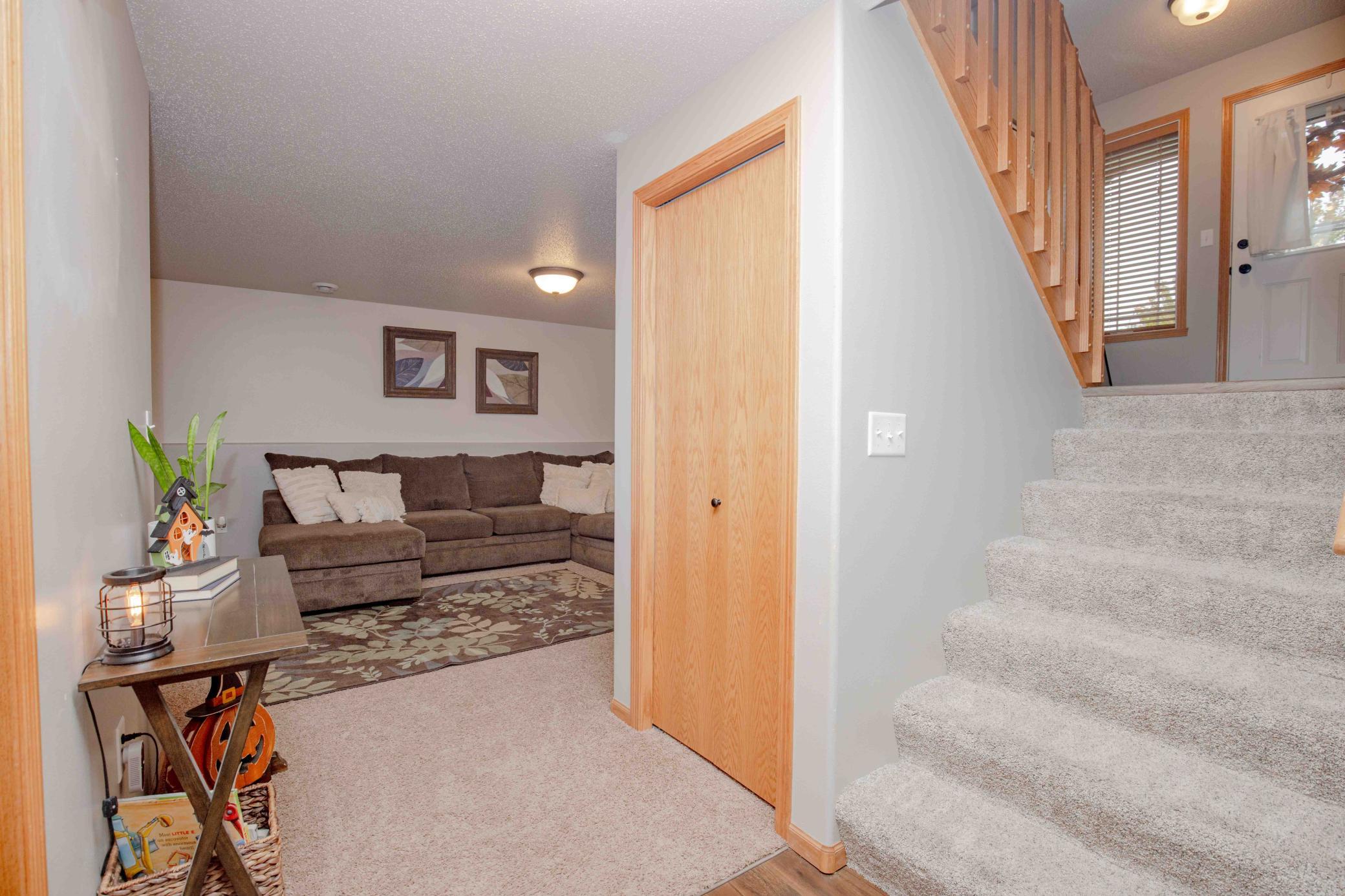 2010 single family home for sale at 4410 16 Street S in Moorhead, MN — 4 bed, 2 bath (photo 23 of 34)