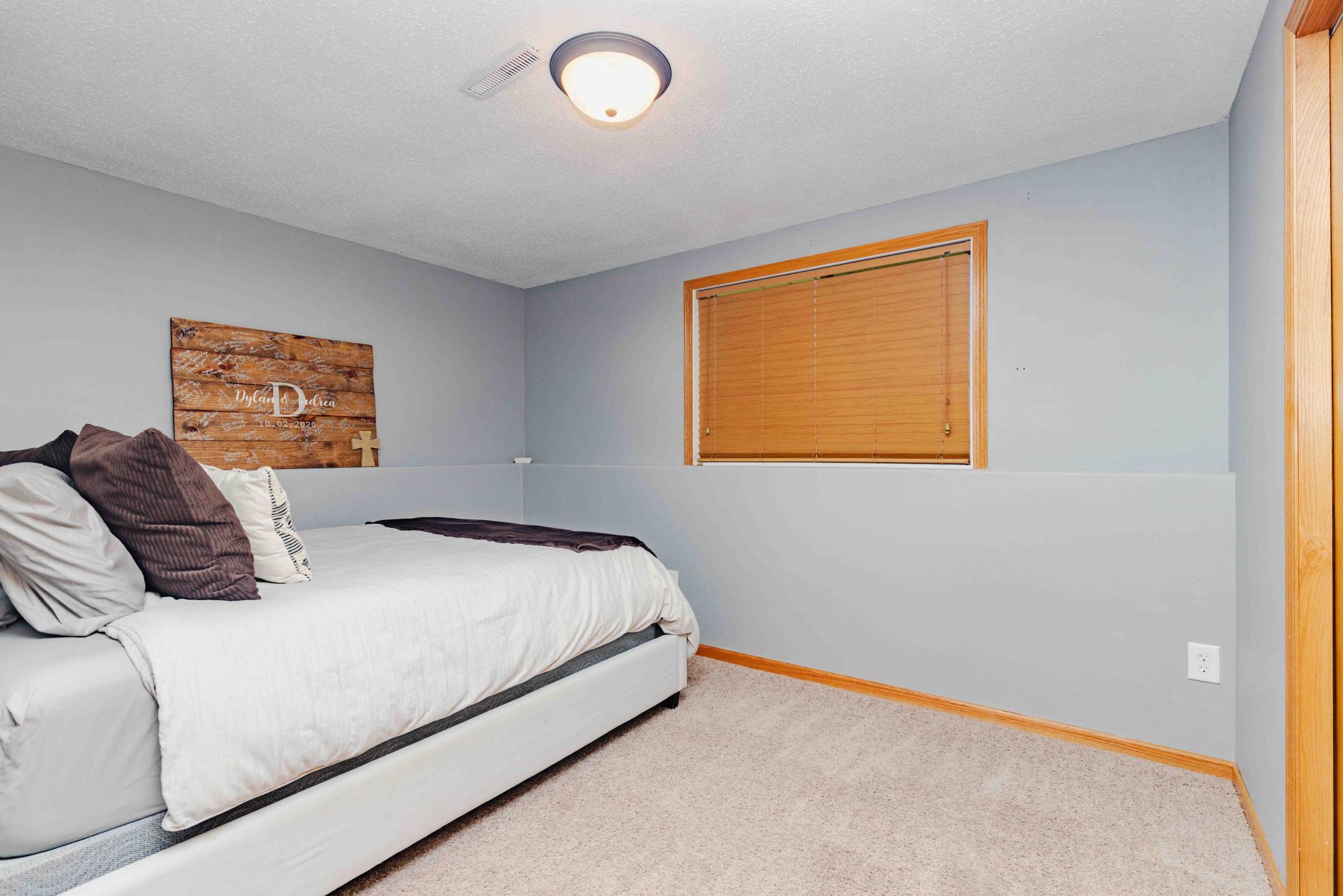2010 single family home for sale at 4410 16 Street S in Moorhead, MN — 4 bed, 2 bath (photo 28 of 34)
