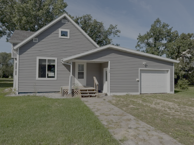 1911 single family home for sale at 118 4th Street S in Greenbush, MN — 3 bed, 2 bath