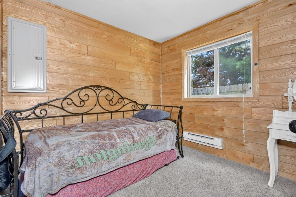 1953 single family home for sale at 455 NW 1st Street in Cohasset, MN — 2 bed, 1 bath (photo 14 of 50)