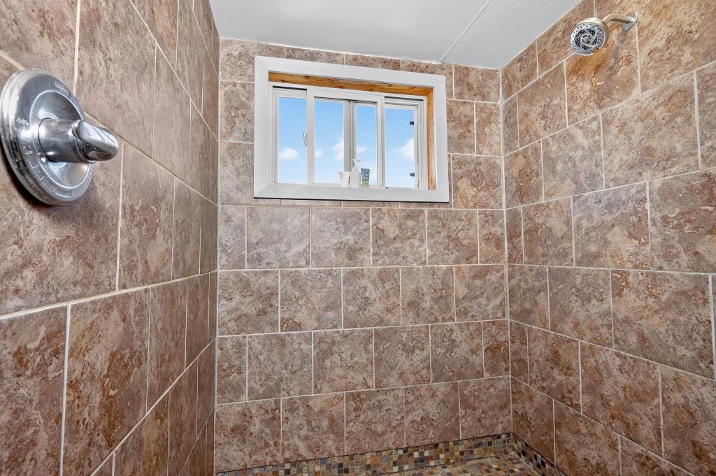 1953 single family home for sale at 455 NW 1st Street in Cohasset, MN — 2 bed, 1 bath (photo 18 of 50)