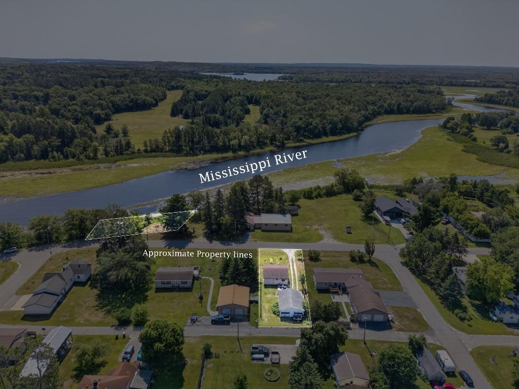 1953 single family home for sale at 455 NW 1st Street in Cohasset, MN — 2 bed, 1 bath (photo 43 of 50)