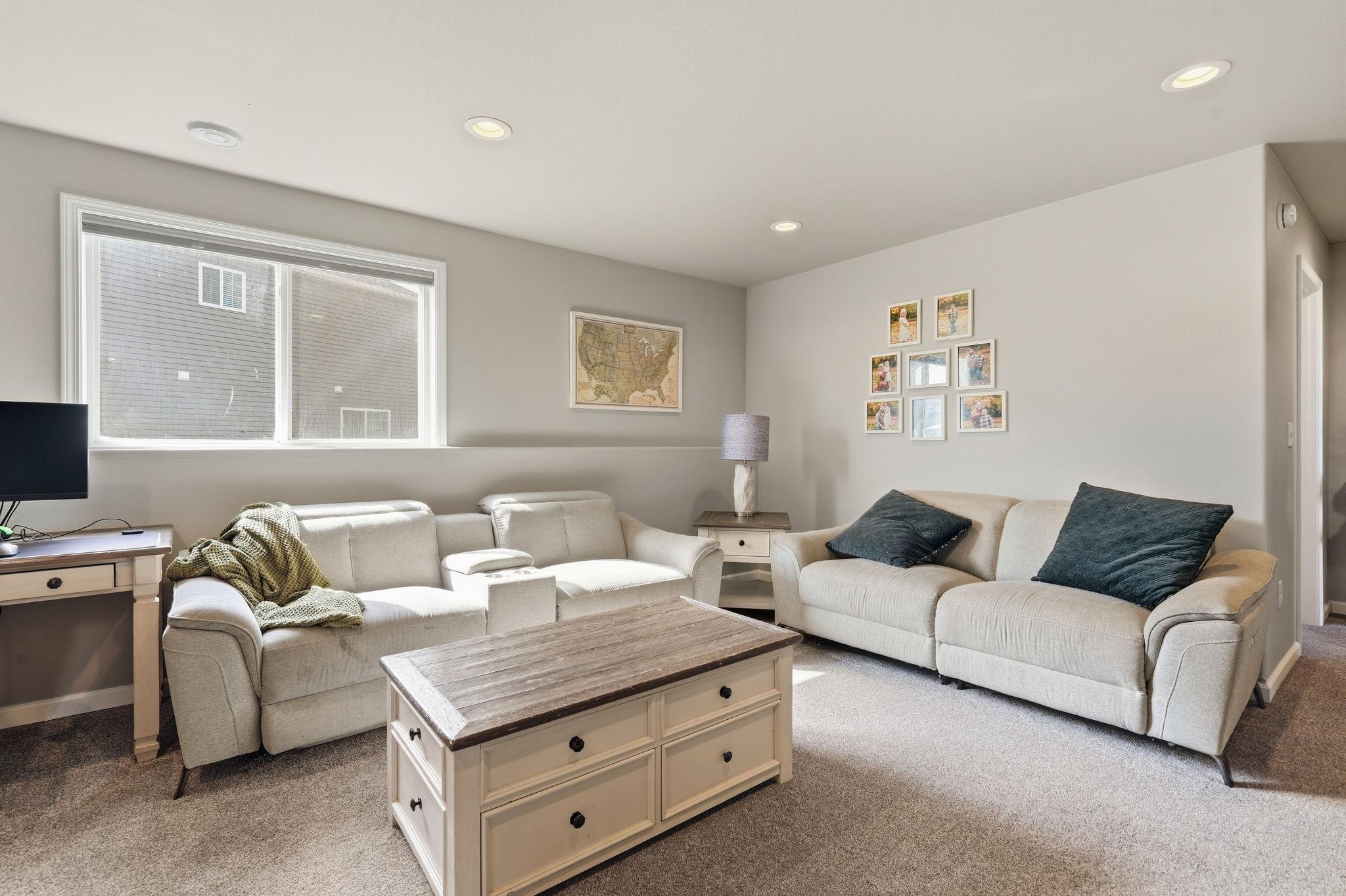 2019 single family home for sale at 101 5th Street E in Horace, ND — 3 bed, 2 bath (photo 19 of 44)