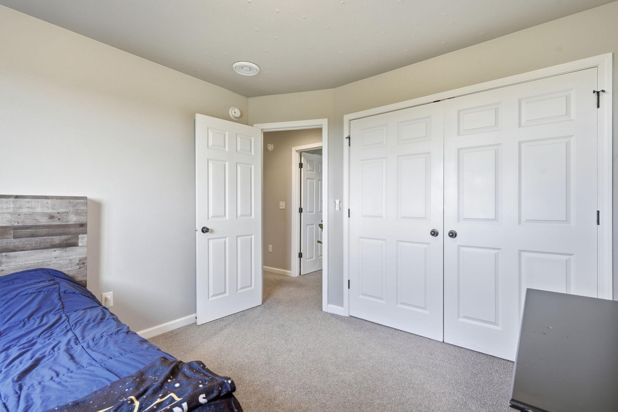 2019 single family home for sale at 101 5th Street E in Horace, ND — 3 bed, 2 bath (photo 23 of 44)