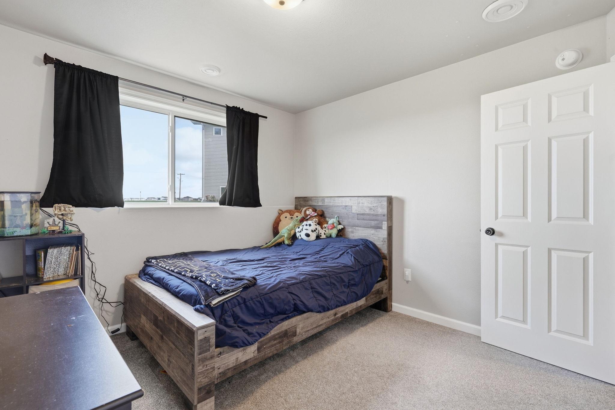 2019 single family home for sale at 101 5th Street E in Horace, ND — 3 bed, 2 bath (photo 24 of 44)