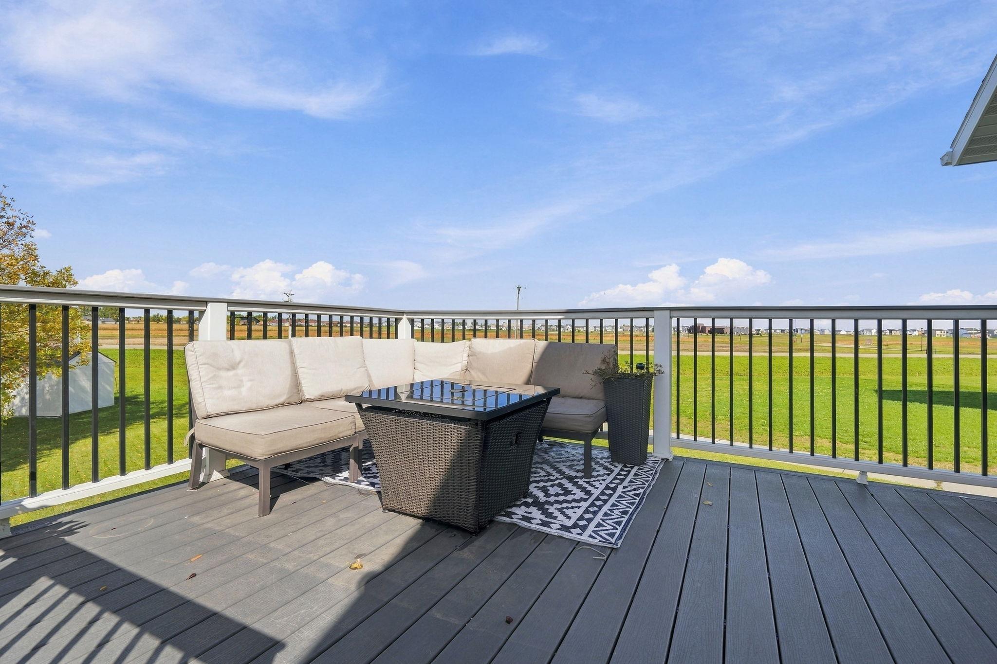 2019 single family home for sale at 101 5th Street E in Horace, ND — 3 bed, 2 bath (photo 28 of 44)