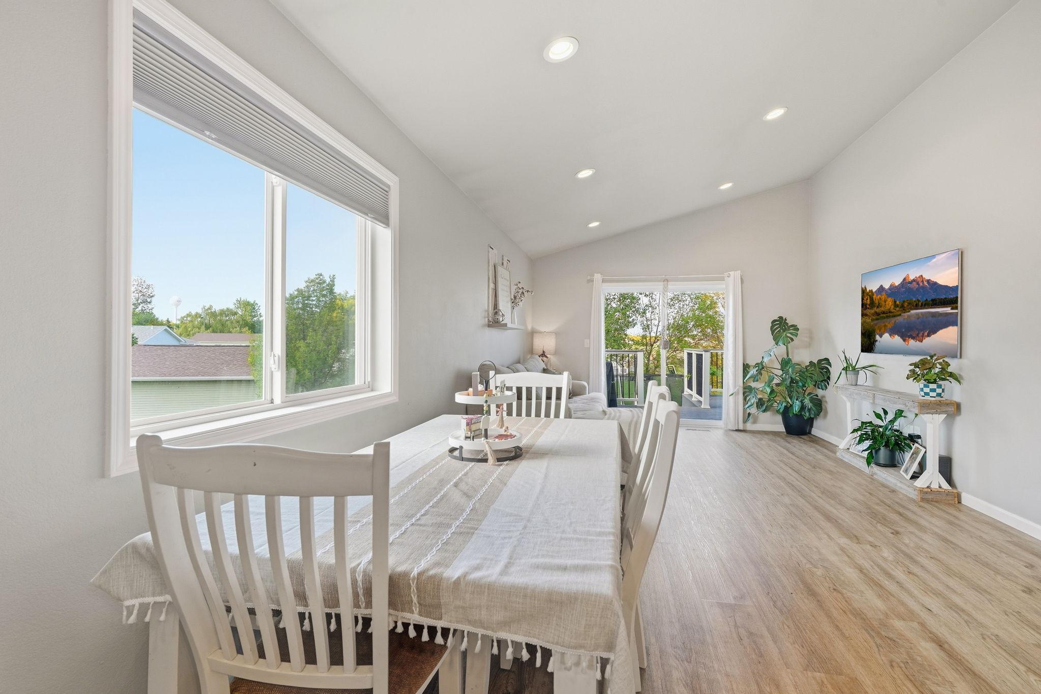 2019 single family home for sale at 101 5th Street E in Horace, ND — 3 bed, 2 bath (photo 9 of 44)