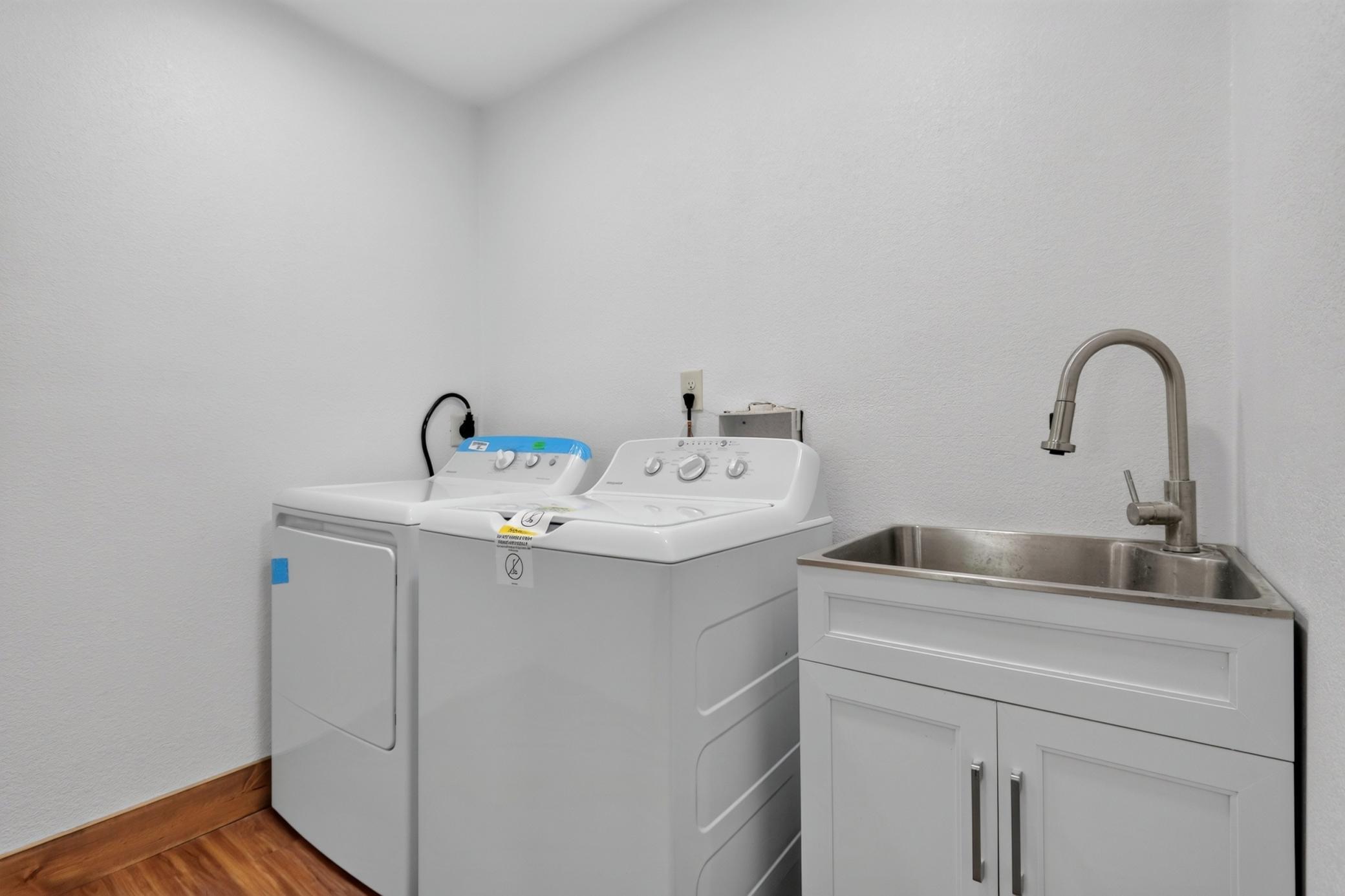 1890 single family home for sale at 811 NW 1st Avenue in Grand Rapids, MN — 4 bed, 2 bath (photo 19 of 62)
