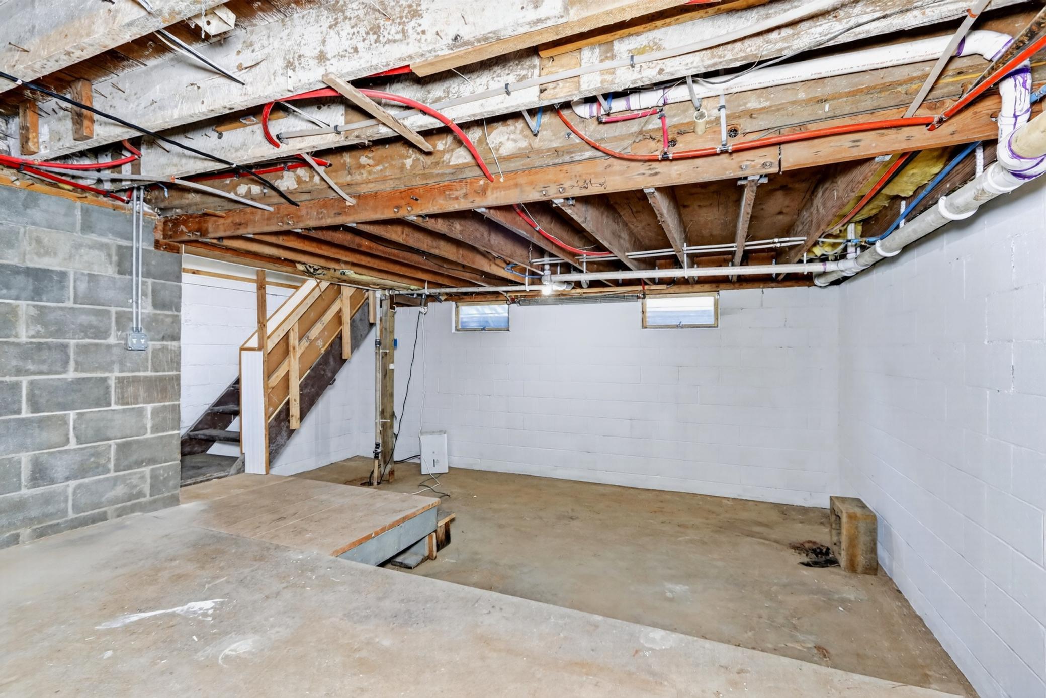 1890 single family home for sale at 811 NW 1st Avenue in Grand Rapids, MN — 4 bed, 2 bath (photo 24 of 62)