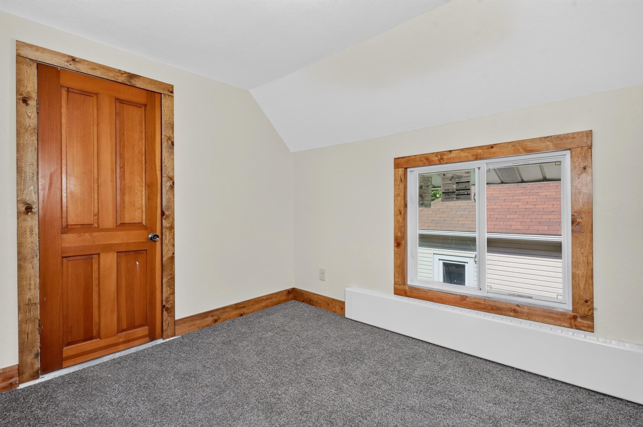 1890 single family home for sale at 811 NW 1st Avenue in Grand Rapids, MN — 4 bed, 2 bath (photo 28 of 62)