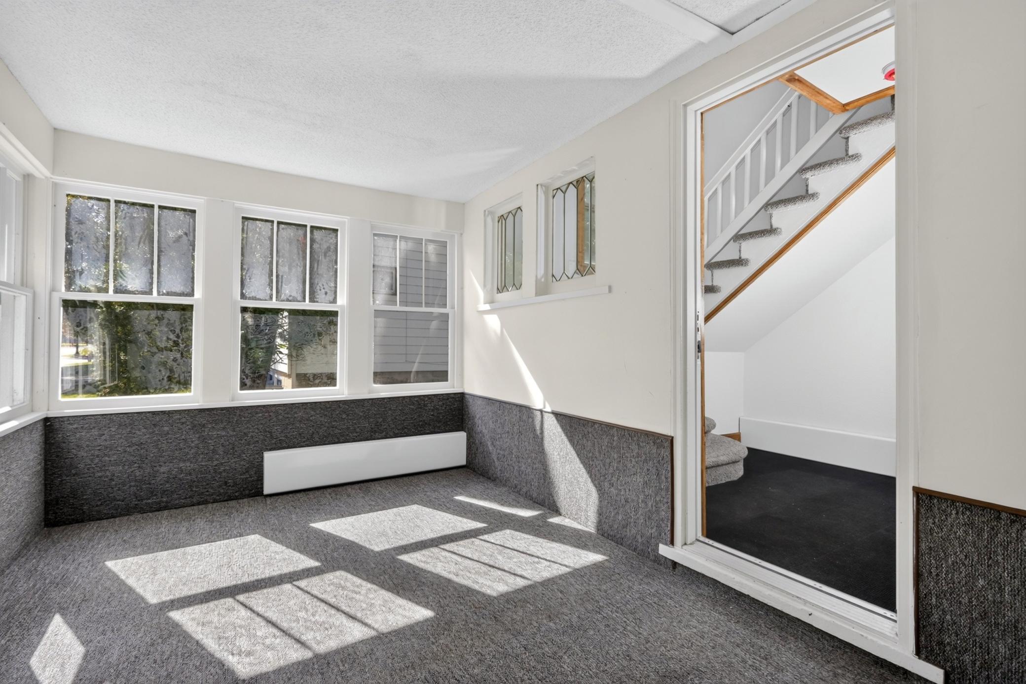 1890 single family home for sale at 811 NW 1st Avenue in Grand Rapids, MN — 4 bed, 2 bath (photo 5 of 62)