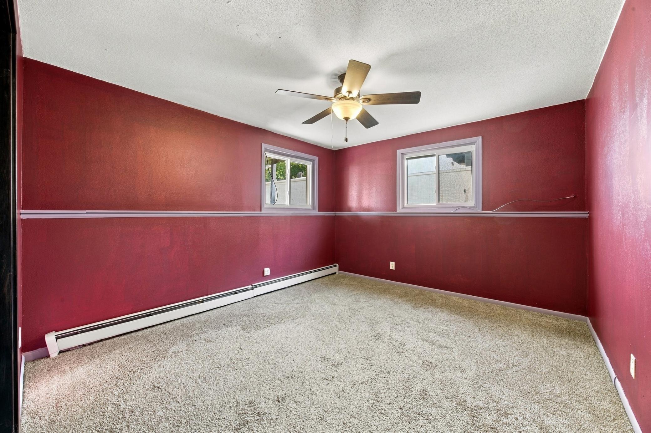1965 single family home for sale at 2028 16th Street S in Moorhead, MN — 4 bed, 2 bath (photo 22 of 28)