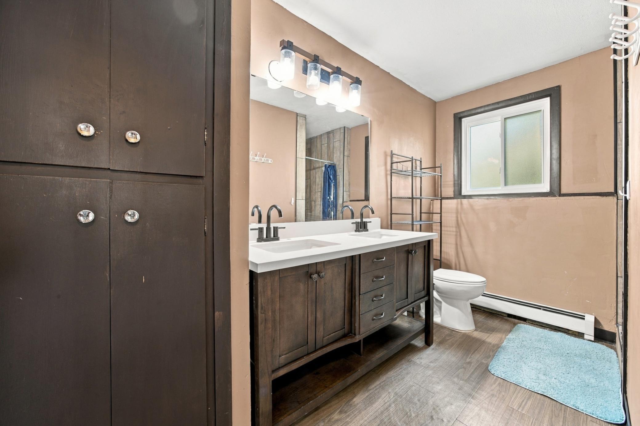 1965 single family home for sale at 2028 16th Street S in Moorhead, MN — 4 bed, 2 bath (photo 24 of 28)