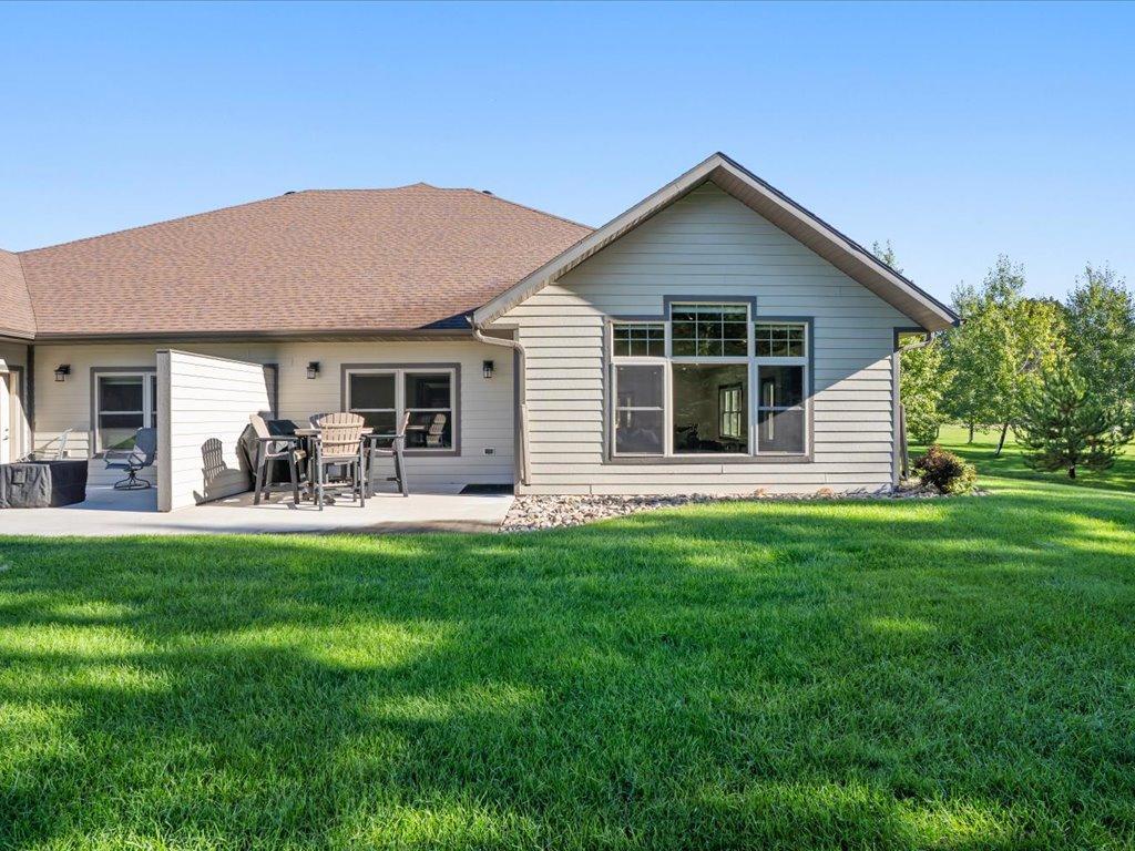 2020 twin home for sale at 12351 Blueberry Loop in Menahga, MN — 2 bed, 2 bath (photo 3 of 42)