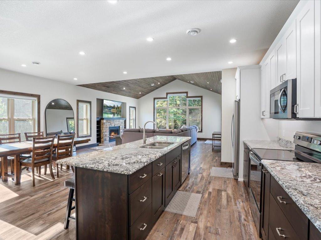 2020 twin home for sale at 12351 Blueberry Loop in Menahga, MN — 2 bed, 2 bath (photo 5 of 42)