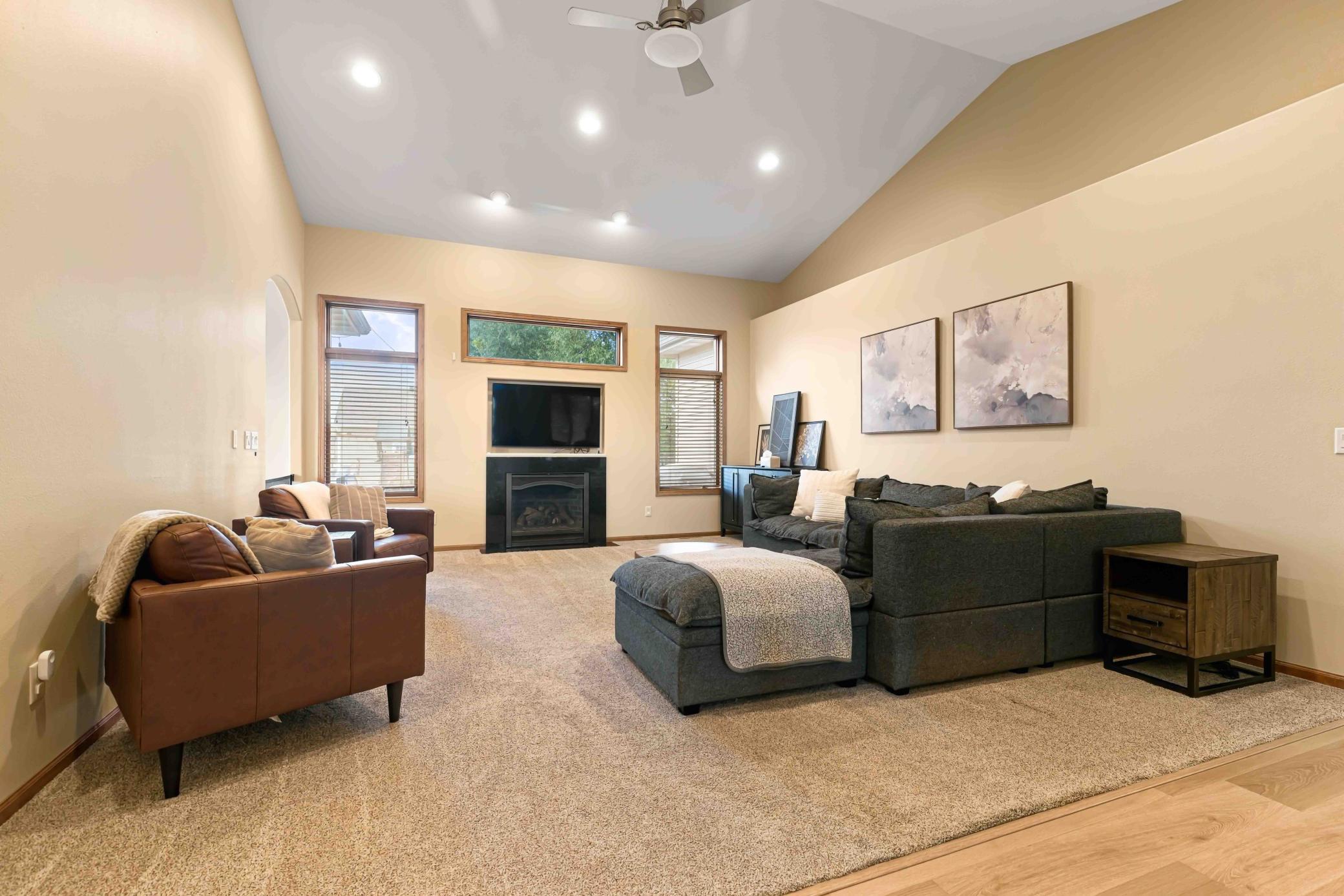 2007 single family home for sale at 4295 49th Avenue S in Fargo, ND — 4 bed, 3 bath (photo 18 of 61)