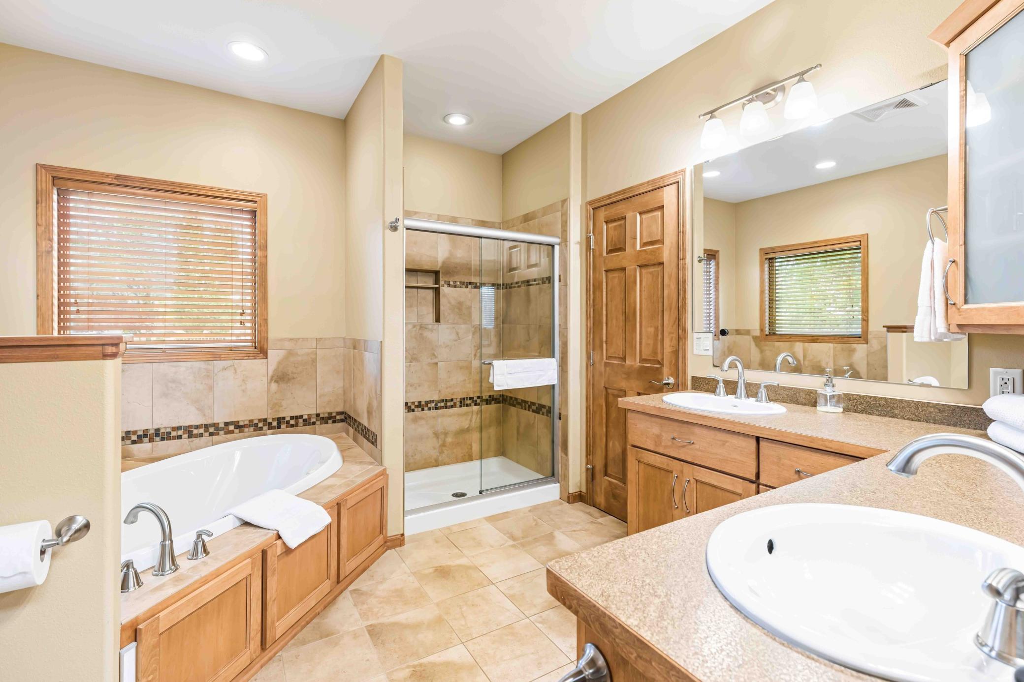 2007 single family home for sale at 4295 49th Avenue S in Fargo, ND — 4 bed, 3 bath (photo 31 of 61)