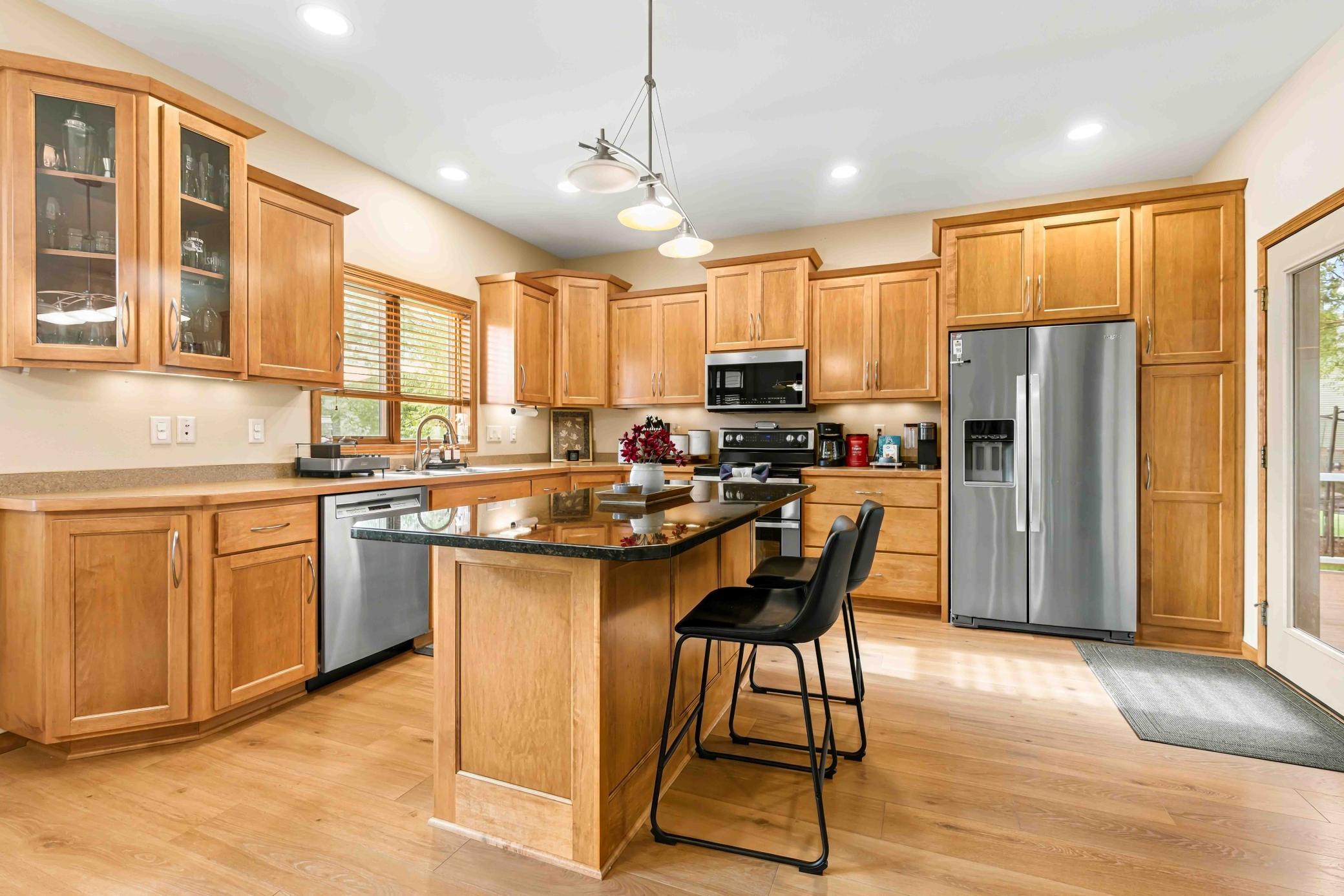 2007 single family home for sale at 4295 49th Avenue S in Fargo, ND — 4 bed, 3 bath (photo 52 of 61)