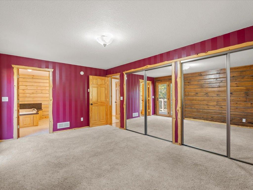 2004 single family home for sale at 18130 County 18 in Park Rapids, MN — 4 bed, 4 bath (photo 13 of 52)