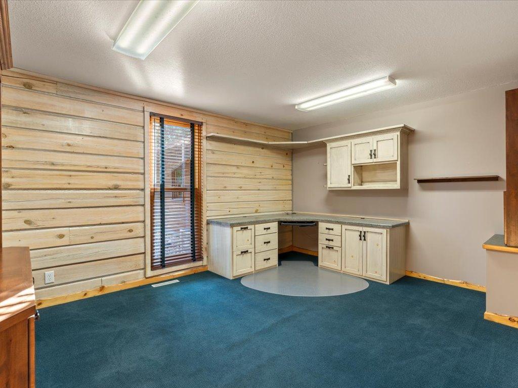 2004 single family home for sale at 18130 County 18 in Park Rapids, MN — 4 bed, 4 bath (photo 16 of 52)