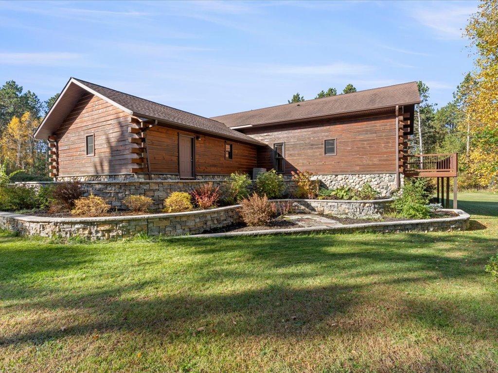 2004 single family home for sale at 18130 County 18 in Park Rapids, MN — 4 bed, 4 bath (photo 3 of 52)