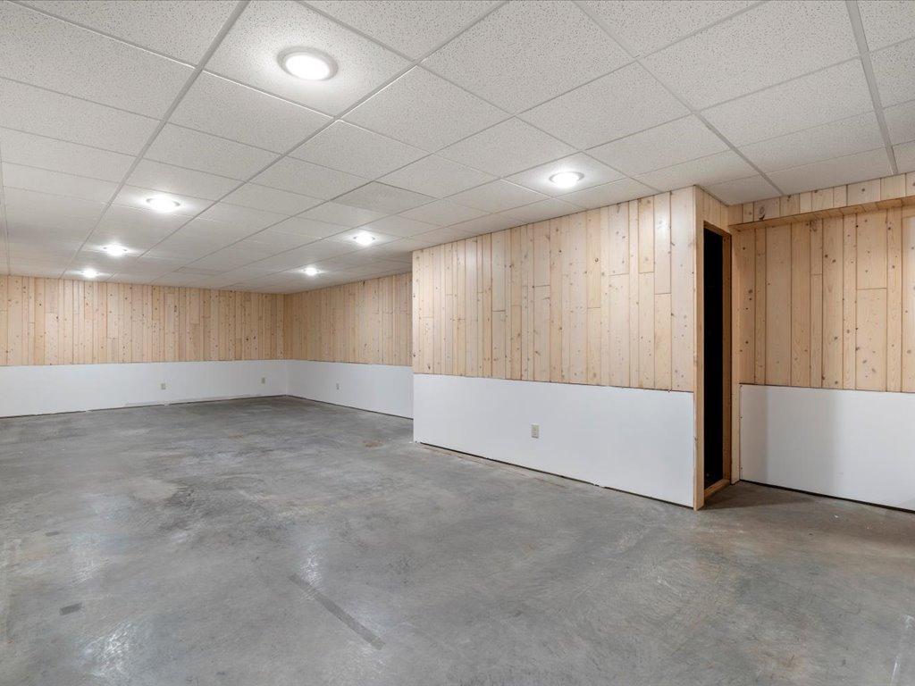 2004 single family home for sale at 18130 County 18 in Park Rapids, MN — 4 bed, 4 bath (photo 31 of 52)