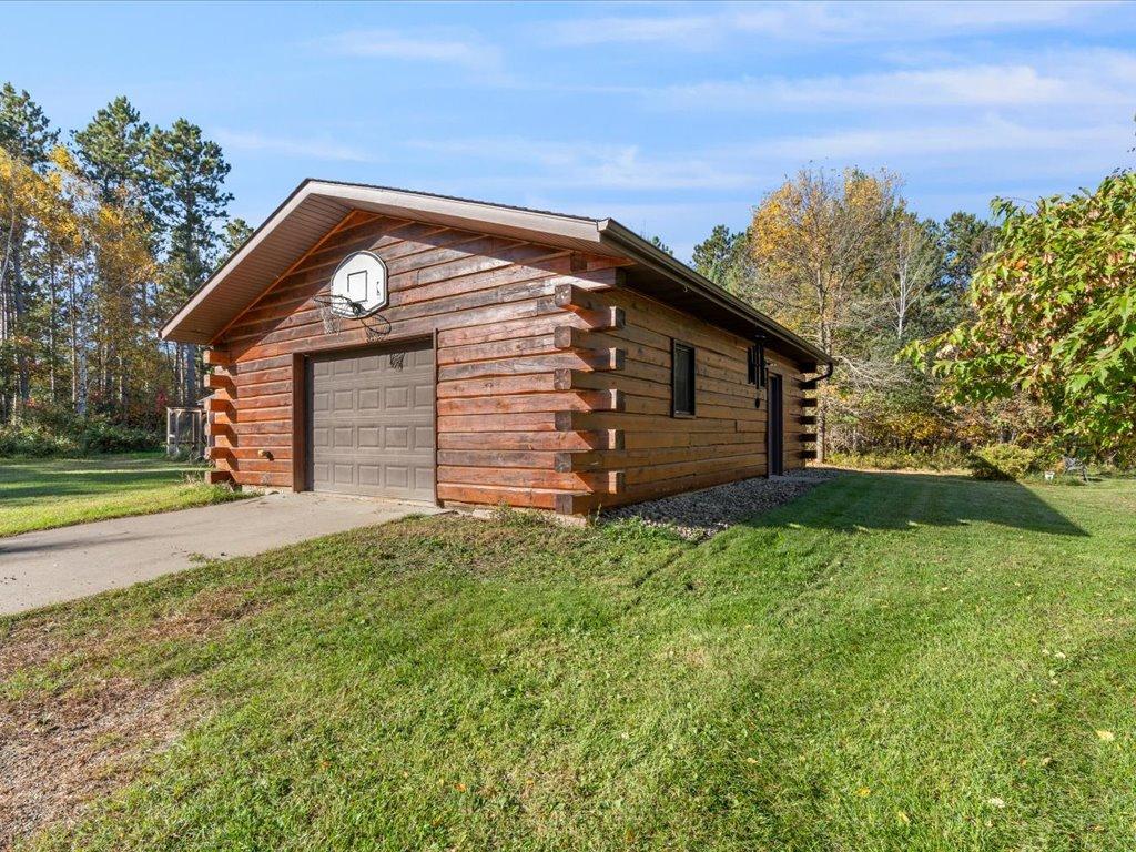 2004 single family home for sale at 18130 County 18 in Park Rapids, MN — 4 bed, 4 bath (photo 37 of 52)