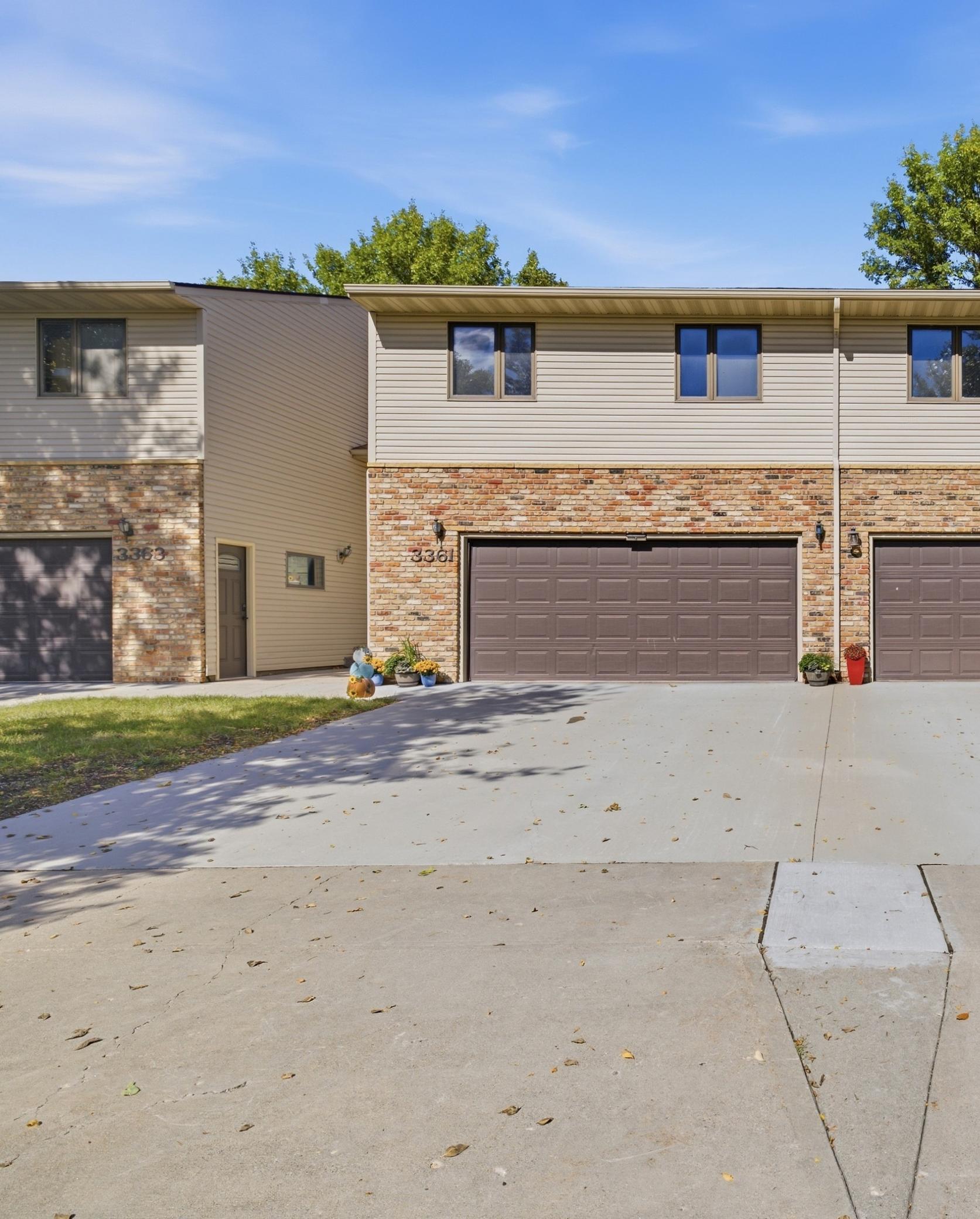 1979 condo for sale at 3361 16th Avenue S, Unit 6 in Fargo, ND — 3 bed, 3 bath (photo 2 of 51)