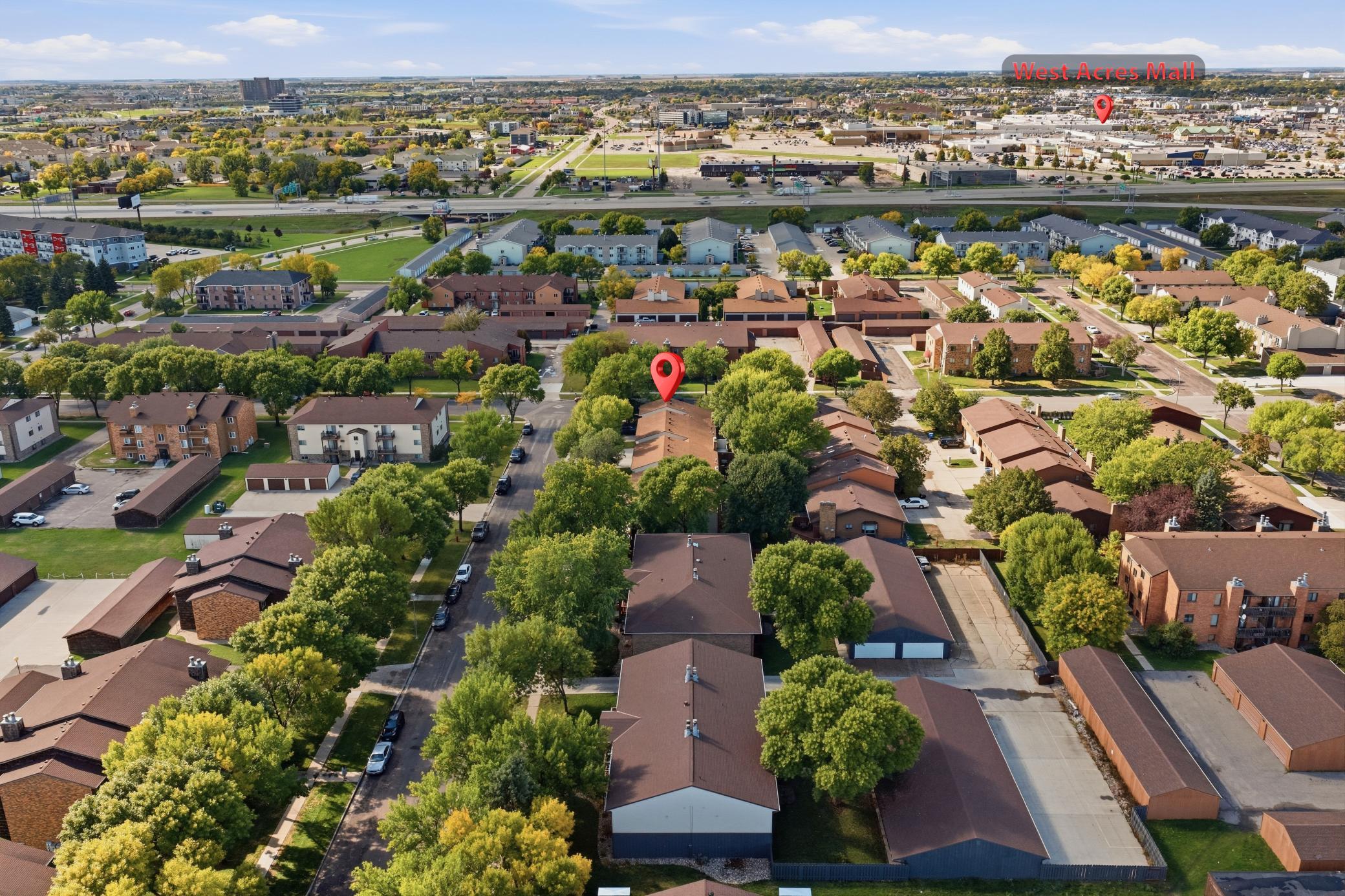 1979 condo for sale at 3361 16th Avenue S, Unit 6 in Fargo, ND — 3 bed, 3 bath (photo 47 of 51)