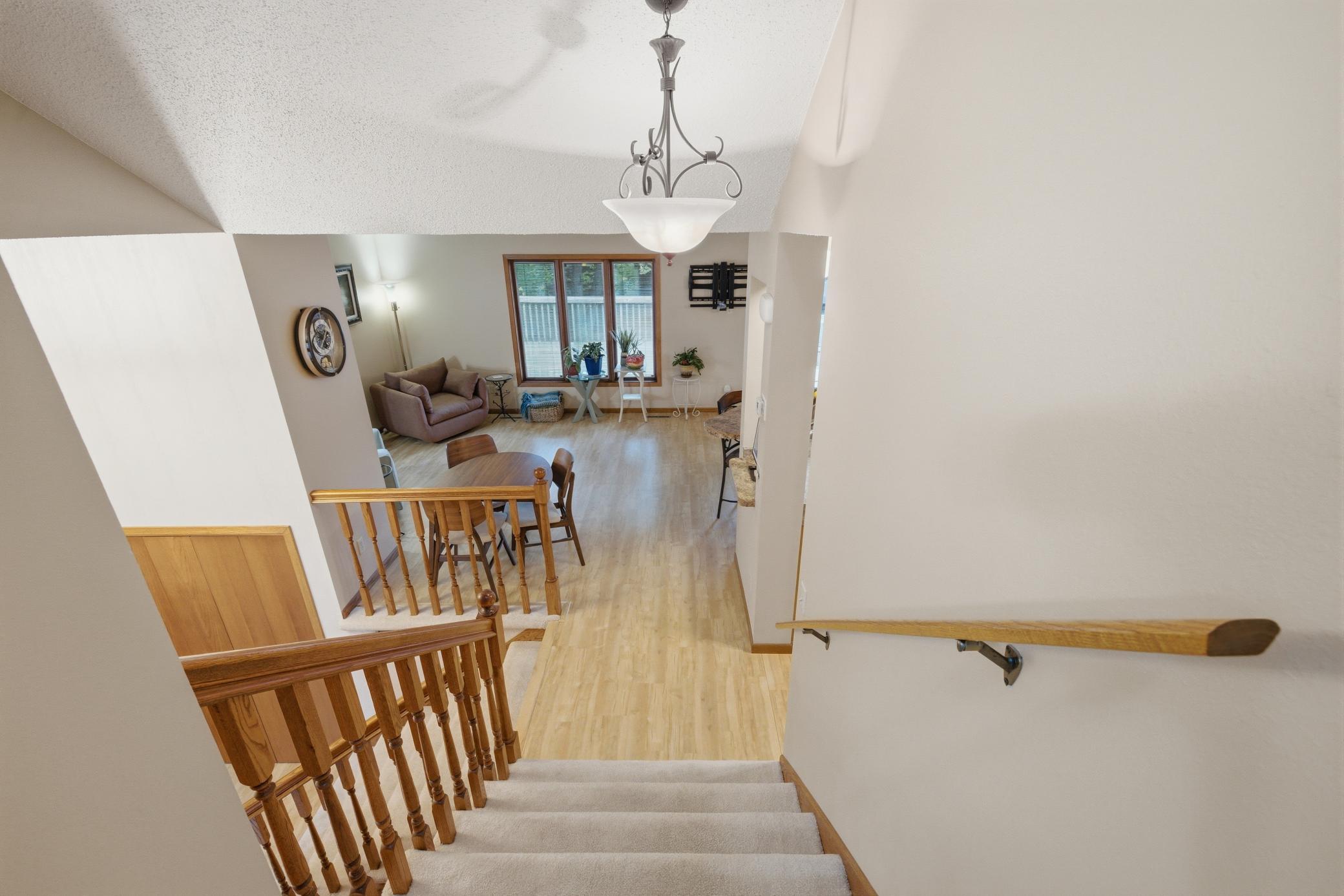 1979 townhouse for sale at 3361 16th Avenue S in Fargo, ND — 3 bed, 3 bath (photo 12 of 44)
