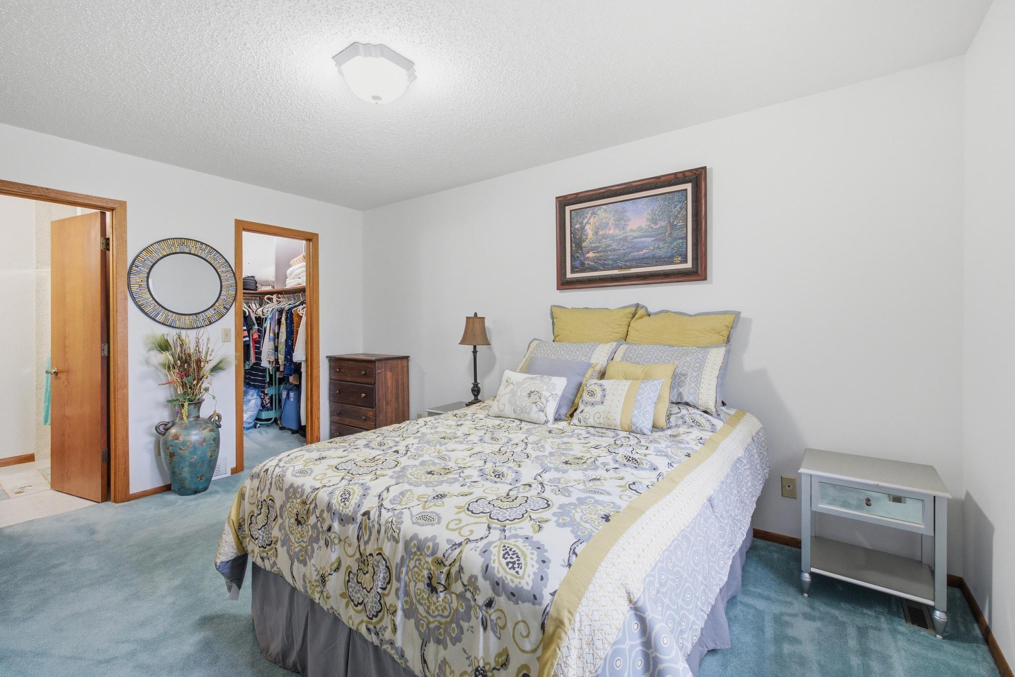 1979 townhouse for sale at 3361 16th Avenue S in Fargo, ND — 3 bed, 3 bath (photo 16 of 44)
