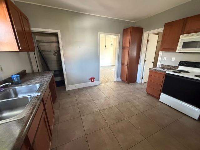 1909 single family home for sale at 246 5th Street S in Greenbush, MN — 3 bed, 1 bath (photo 9 of 9)