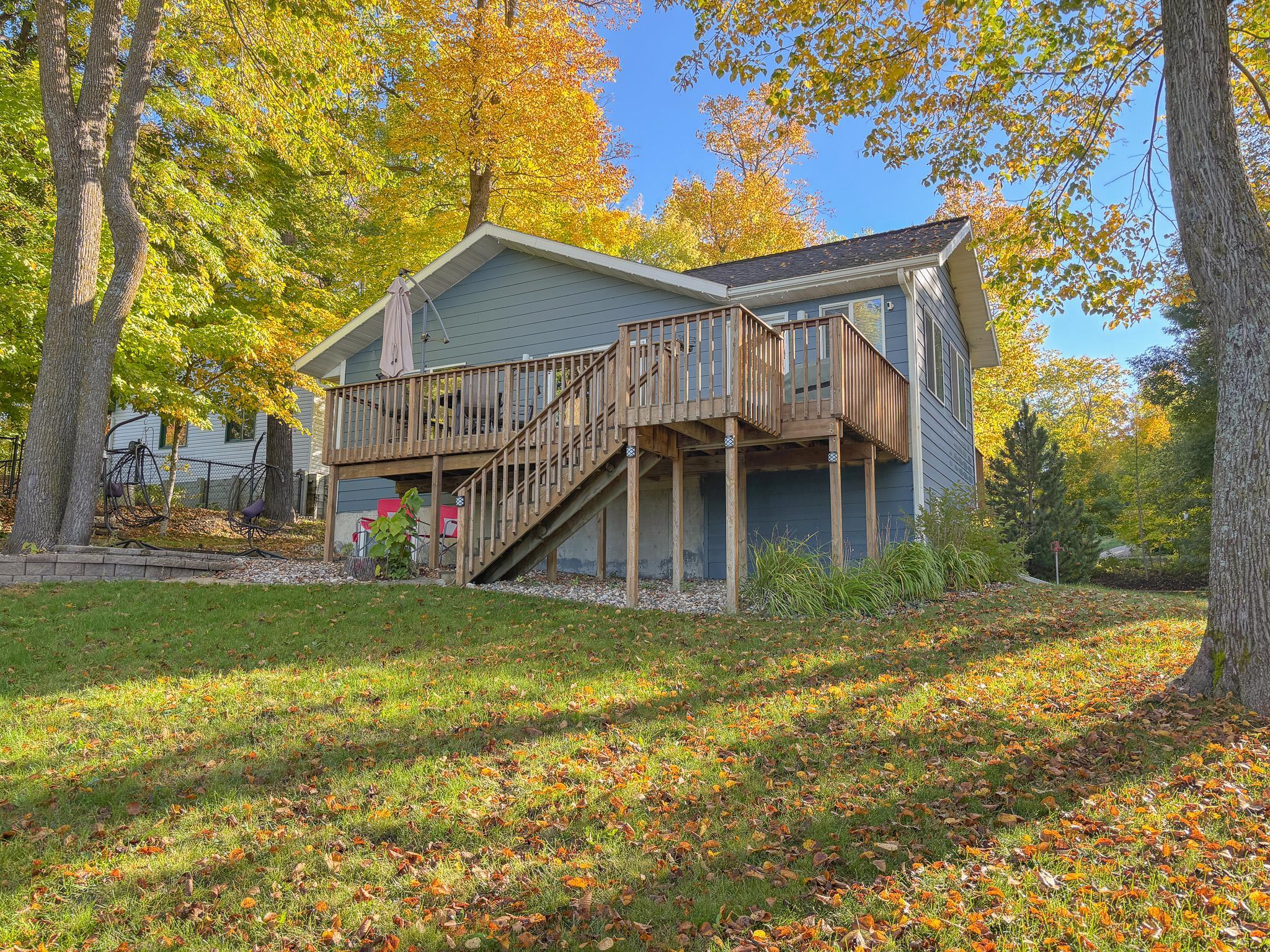 2003 single family home for sale at 44629 Crystal Hills Drive in Pelican Rapids, MN — 3 bed, 2 bath (photo 2 of 67)