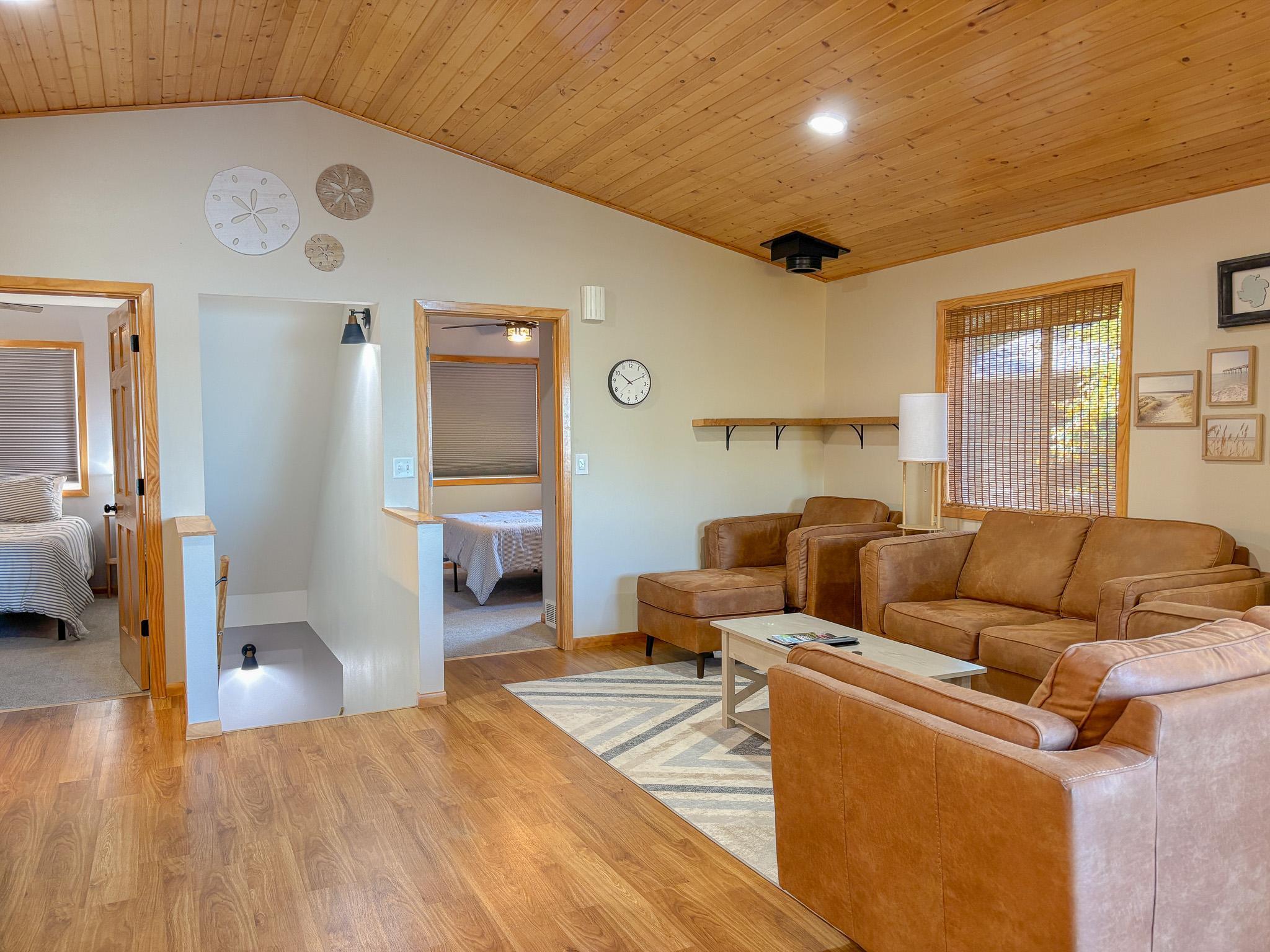 2003 single family home for sale at 44629 Crystal Hills Drive in Pelican Rapids, MN — 3 bed, 2 bath (photo 9 of 67)