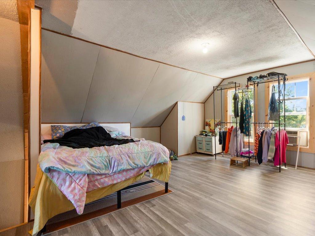 1900 single family home for sale at 320 8th Street SE, Unit B in Staples, MN — 3 bed, 1 bath (photo 11 of 17)