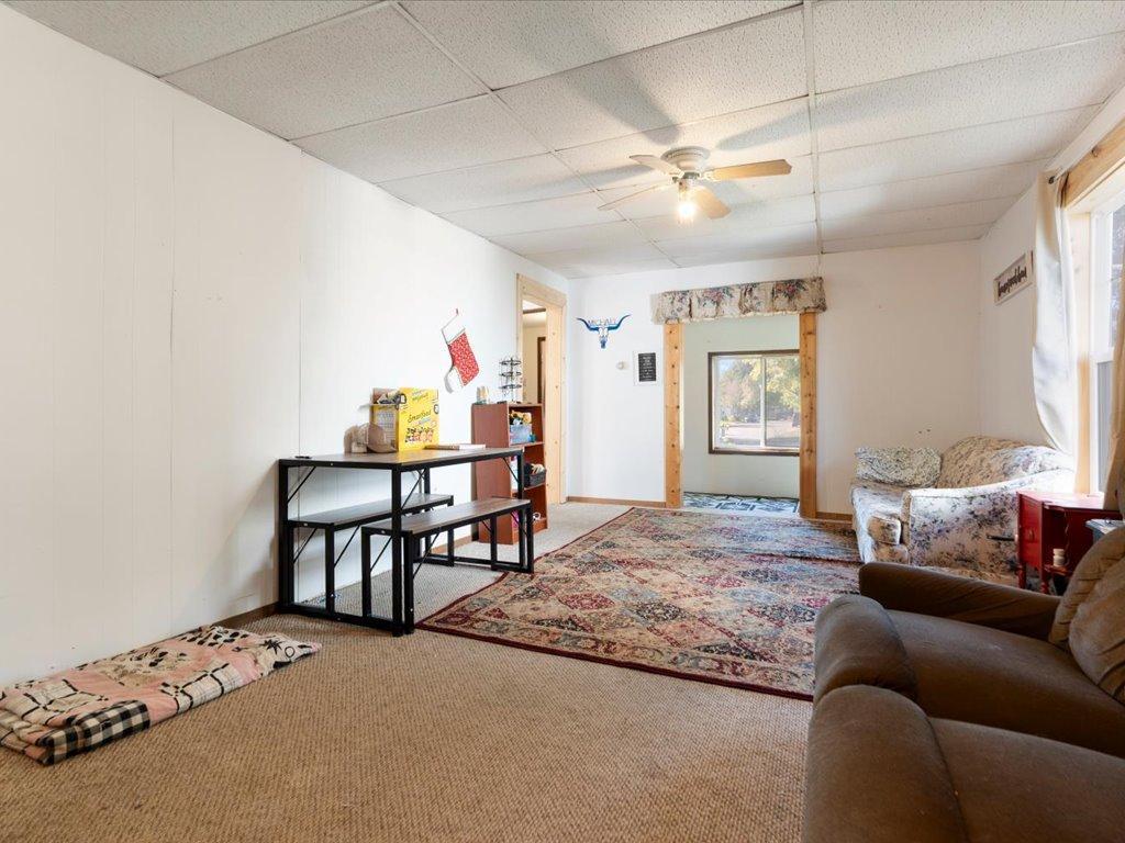 1900 single family home for sale at 320 8th Street SE, Unit B in Staples, MN — 3 bed, 1 bath (photo 5 of 17)