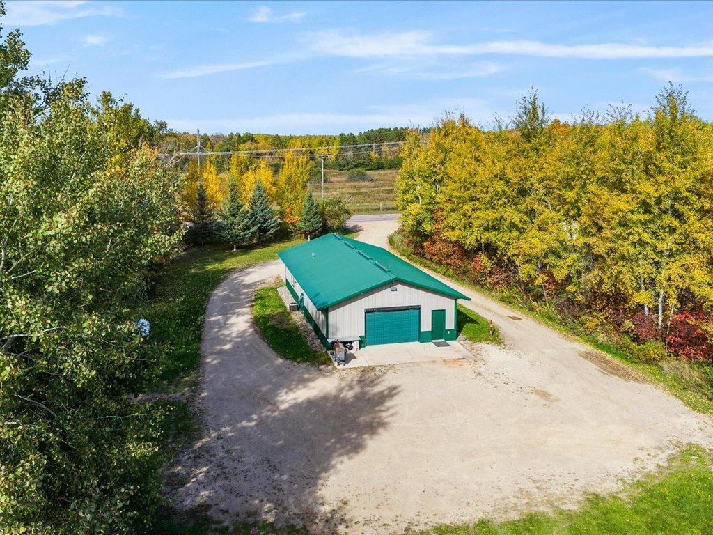 2008 single family home for sale at 11075 Thiesse Road in Brainerd, MN — 2 bed, 1 bath (photo 8 of 42)