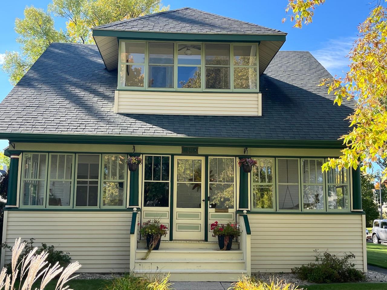 1905 single family home for sale at 721 Main Avenue N in Thief River Falls, MN — 3 bed, 2 bath
