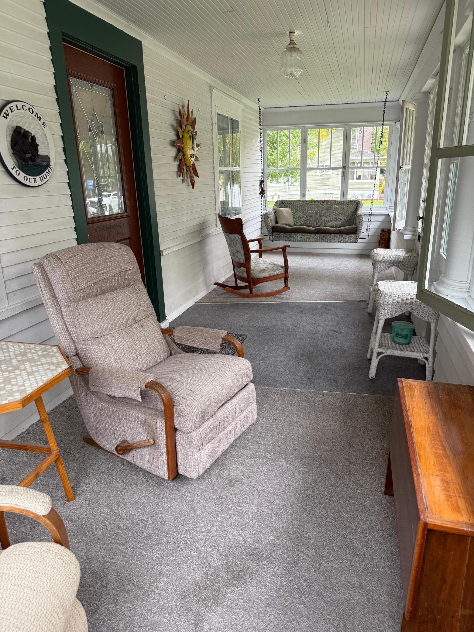 1905 single family home for sale at 721 Main Avenue N in Thief River Falls, MN — 3 bed, 2 bath (photo 11 of 36)